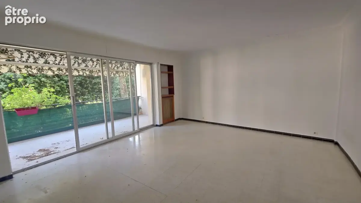 LE CANNET à vendre 3 pièces de 89 m2 avec terrasse au calme parking privatif et cave - photo 4