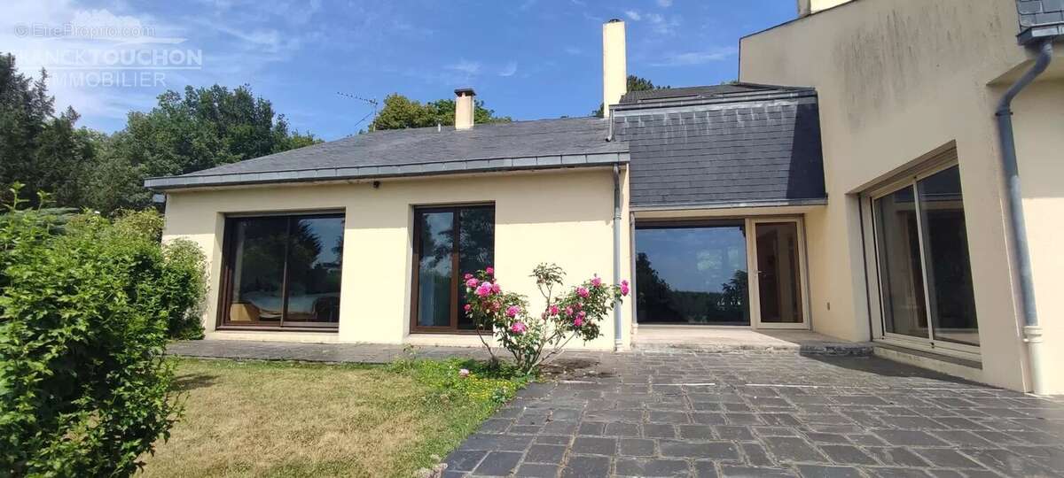 Maison à SOUPPES-SUR-LOING