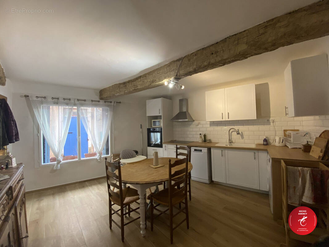 Cuisine - Maison à LA MOTTE