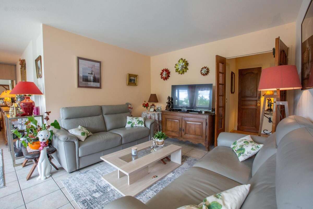 Photo 3 - Appartement à ELANCOURT