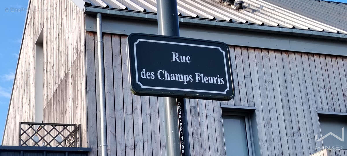 Appartement à ORGERES
