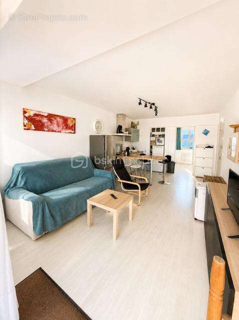 L'art de vivre au fil de l'eau ! Magnifique appartement avec terrasse ! - photo 6
