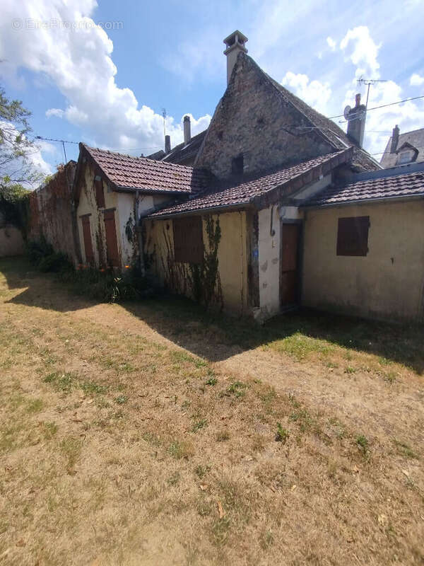 Maison à AUTUN