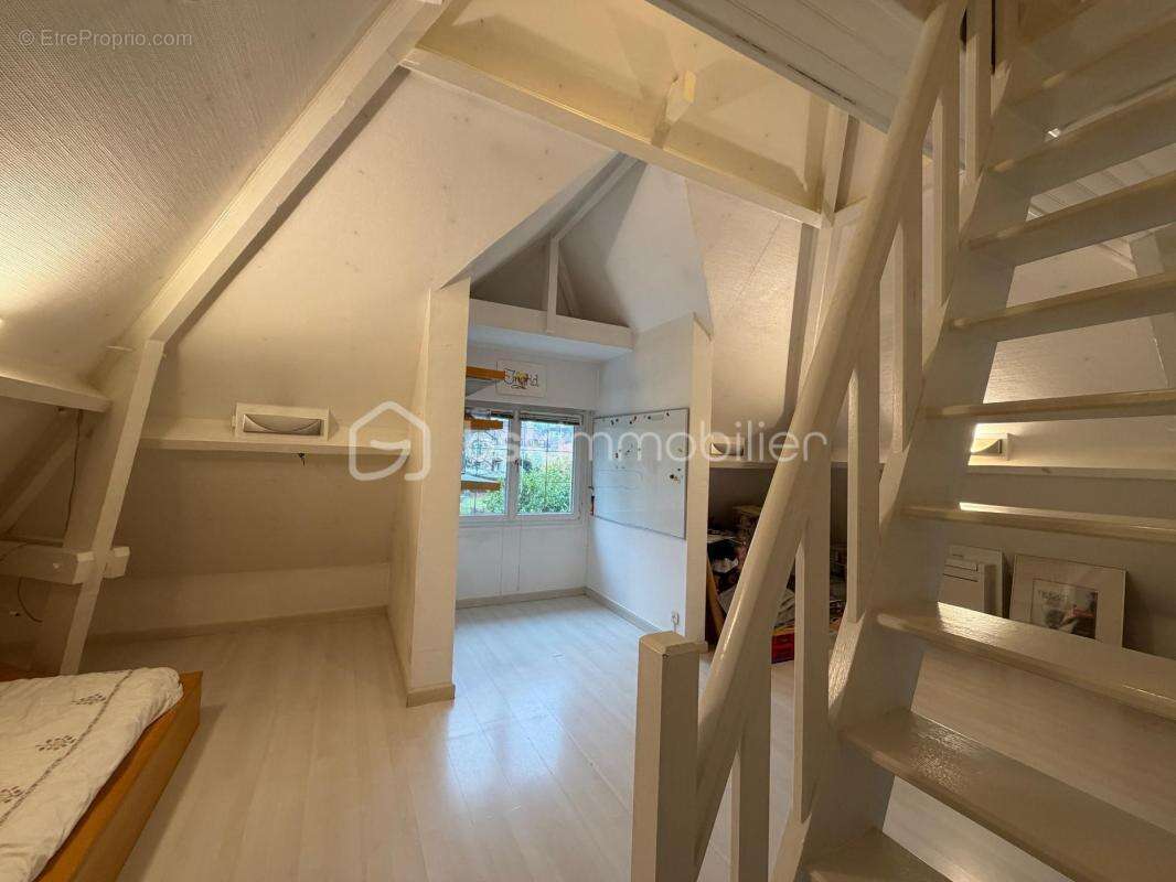 Maison à CORBEIL-ESSONNES