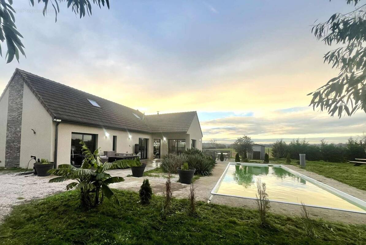 Maison à CHALON-SUR-SAONE