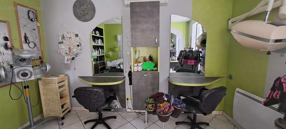 Photo 5 - Commerce à BAUGE