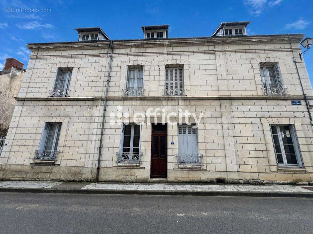 Maison à LE GRAND-PRESSIGNY