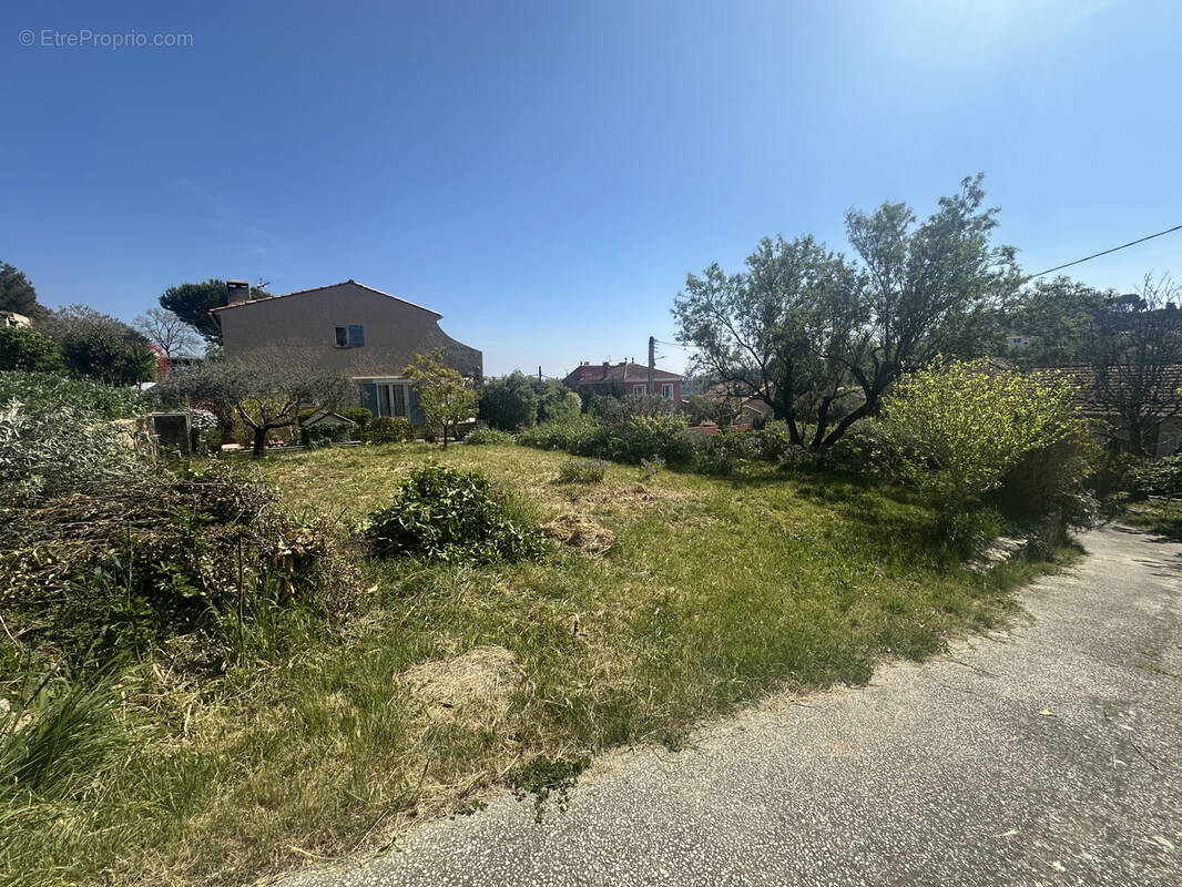 Terrain à LA SEYNE-SUR-MER