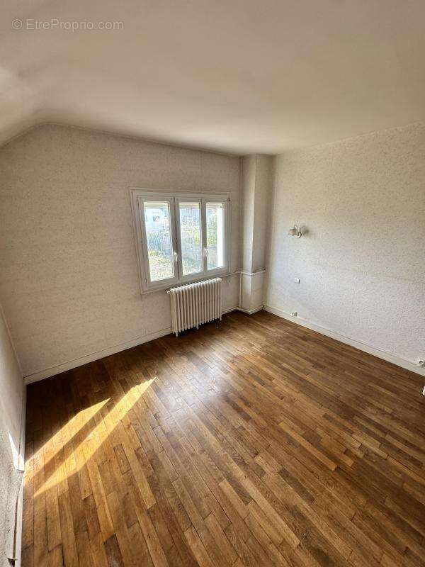 Maison à SAINT-DENIS-EN-VAL