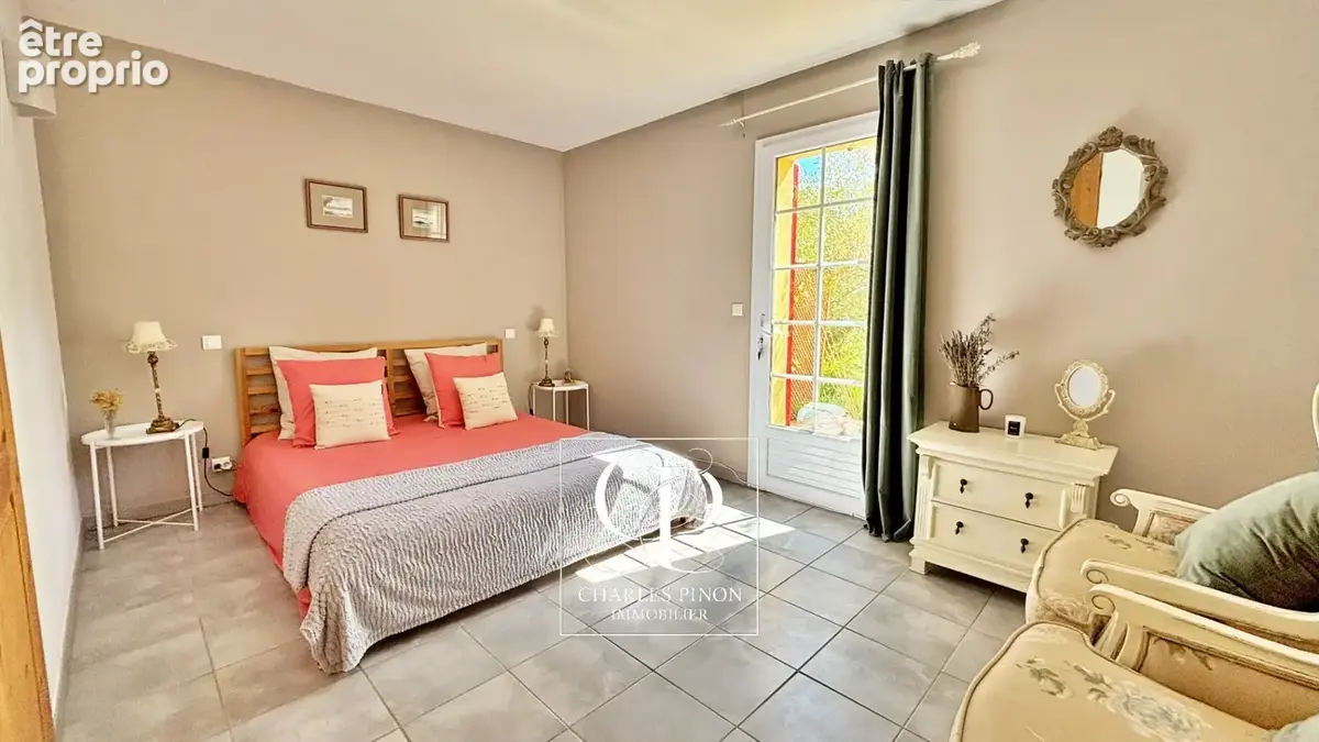 Maison à vendre 7 pièces ROGNES (13) - photo 18
