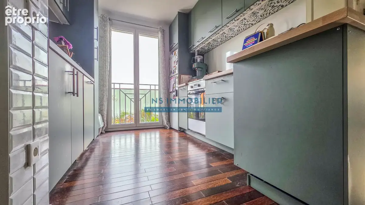 Appartement F4 74m2 + Terrasse + 2 Parkings - photo 4