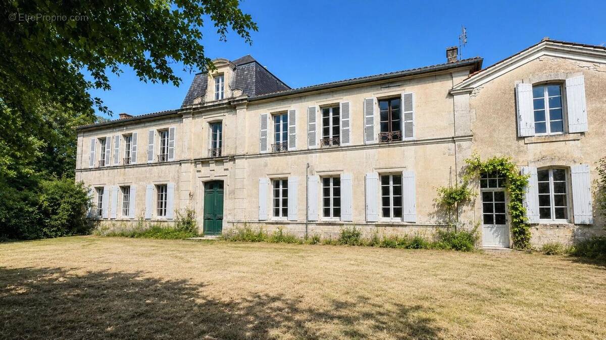 Photo 1 - Maison à PONS