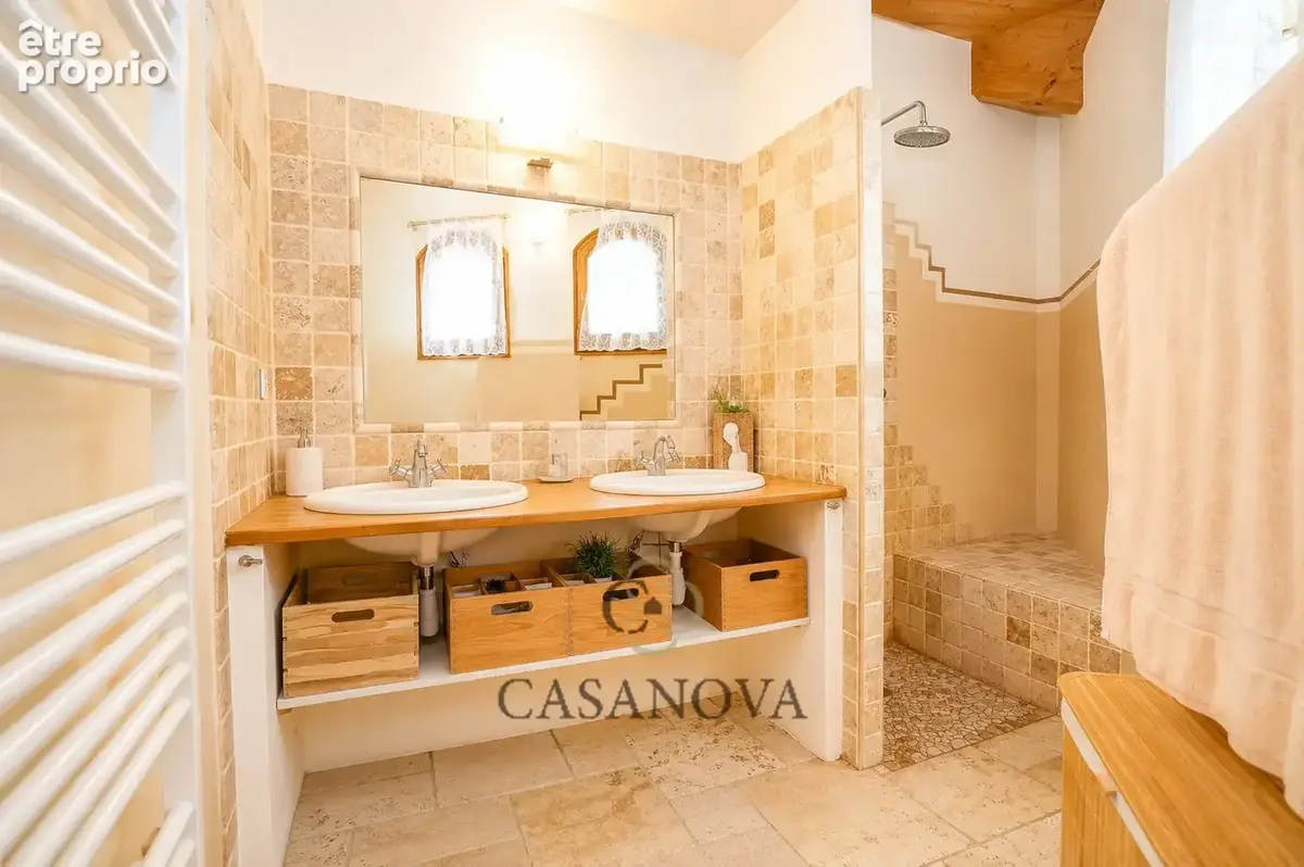 Mont Valat, bastide 196 m², vue dégagée, piscine, double garage - Sommières, entre Nimes et Montpellier. - photo 21