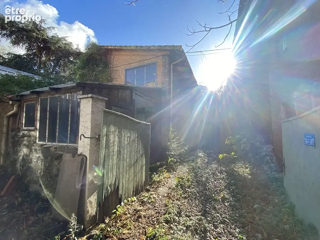 Ensemble immobilier étonnant en centre-ville ! - photo 3