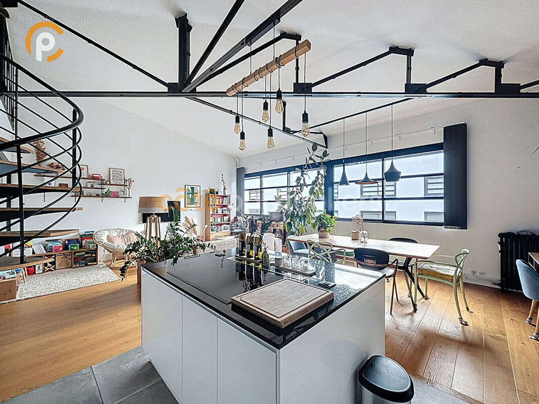 Appartement à IVRY-SUR-SEINE