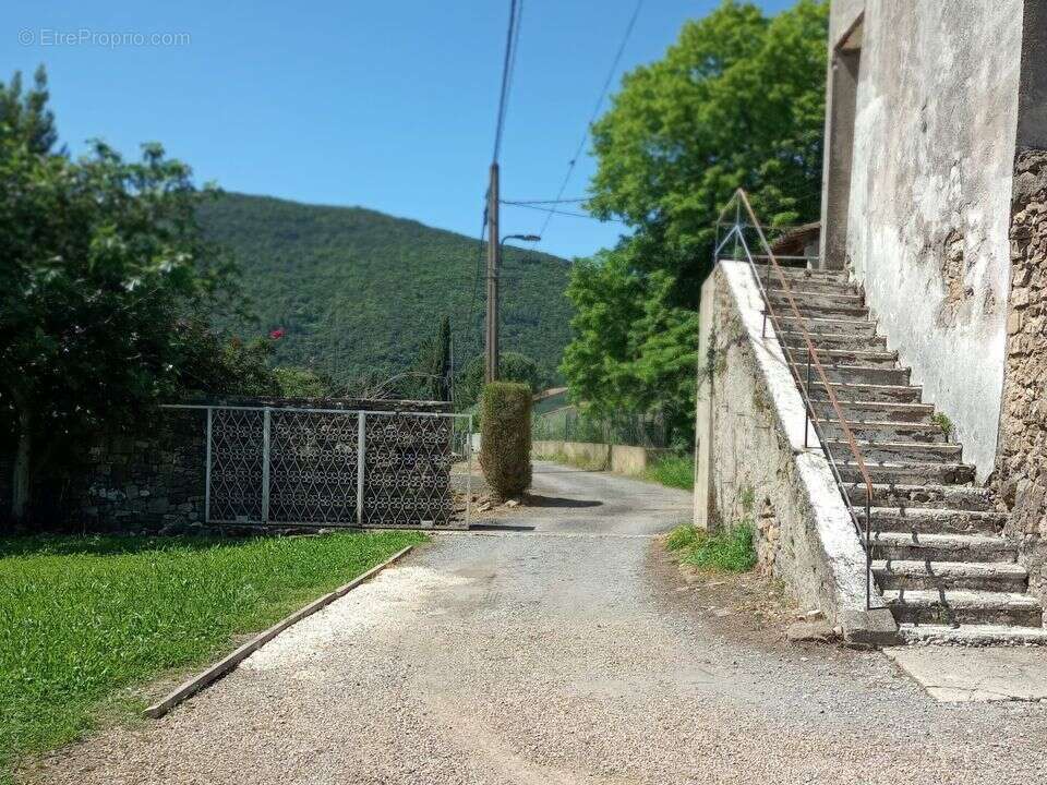 Maison à SAINT-FLORENT-SUR-AUZONNET