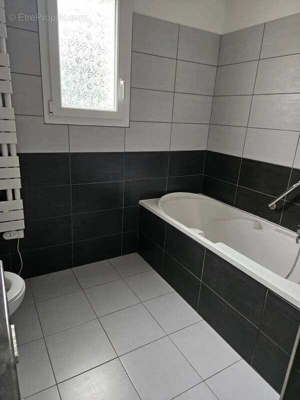 Maison à BRUYERES-ET-MONTBERAULT