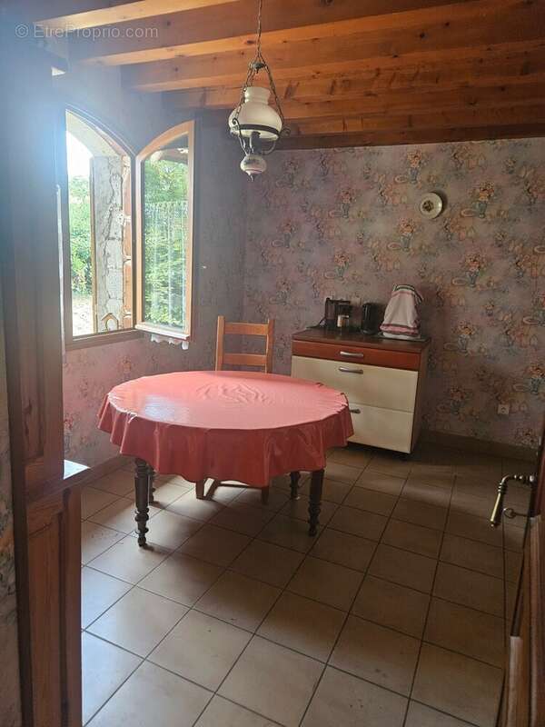 Maison à SAINT-CYR-SUR-MENTHON