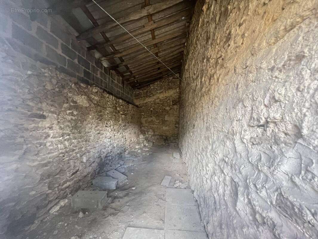 Appartement à DIENNE