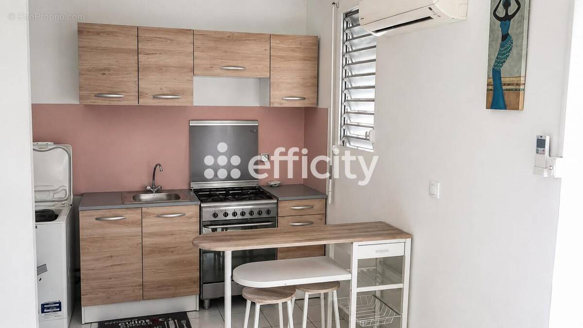 Appartement à LES ABYMES