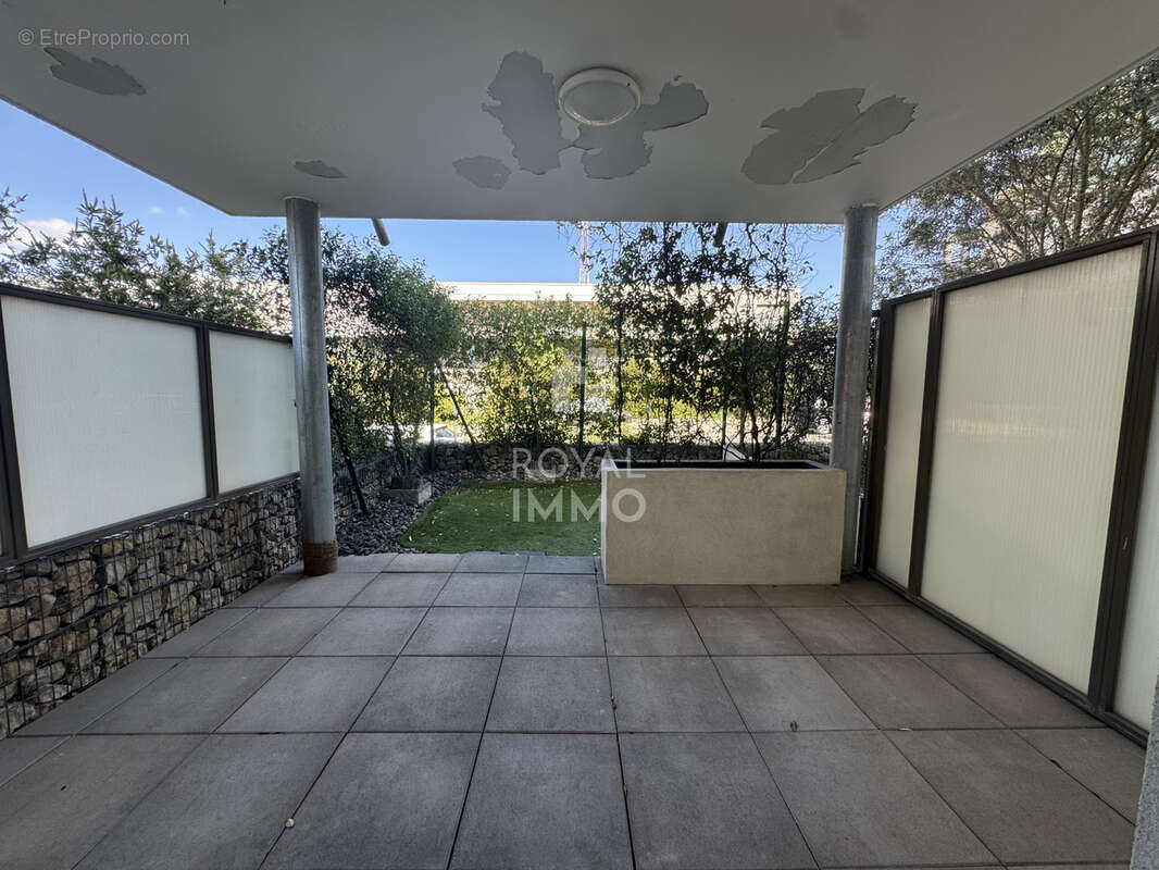 Appartement à LA VALETTE-DU-VAR