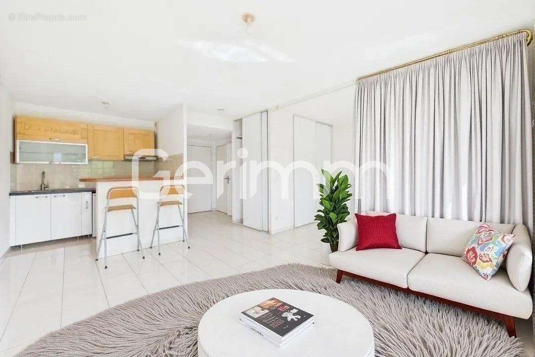 Appartement à SAINT-MARTIN-D&#039;HERES