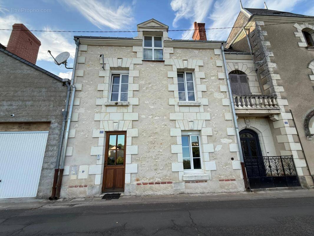 Maison à SAINTE-MAURE-DE-TOURAINE