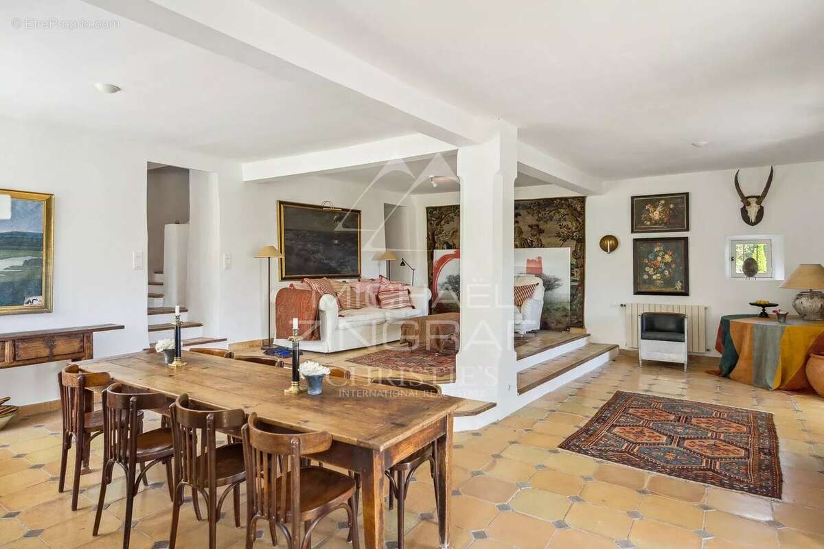 Maison à FAYENCE