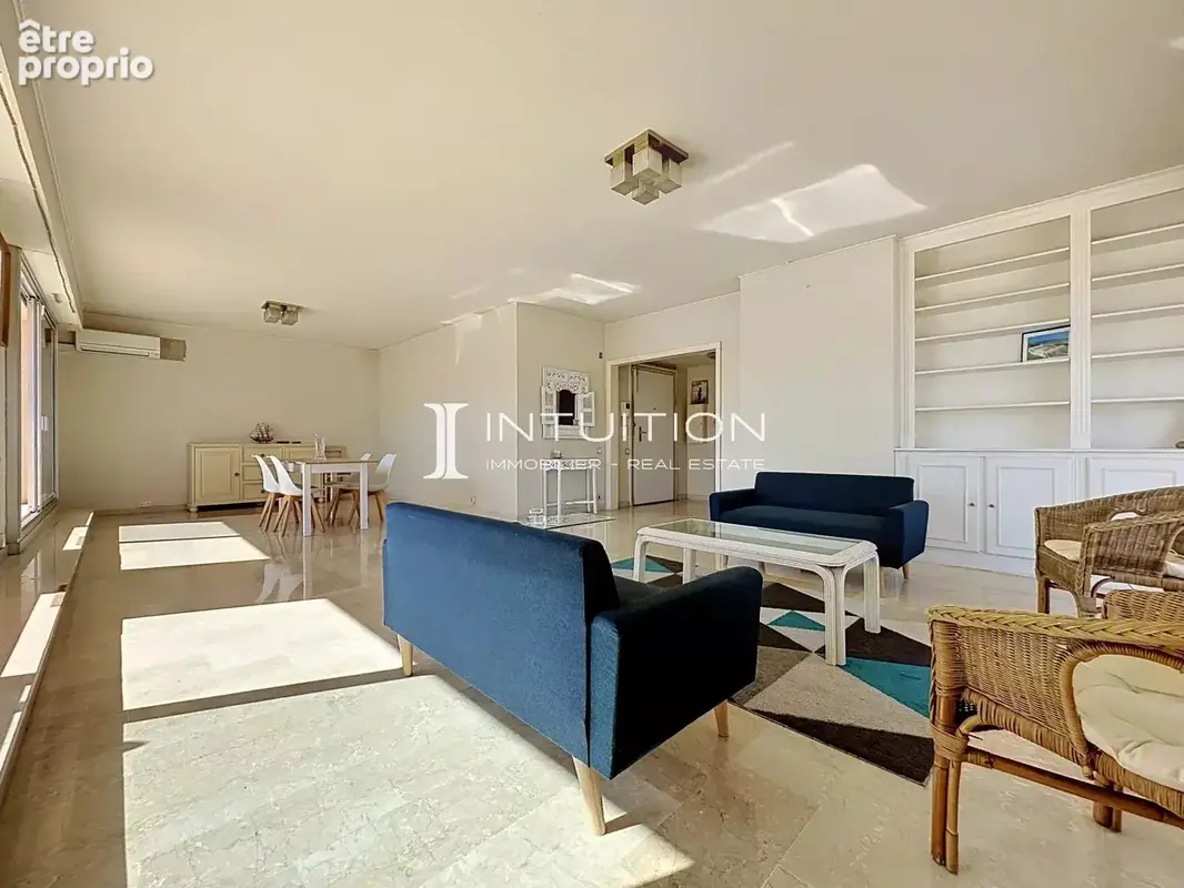 Cannes - Basse Californie : Vaste appartement toit terrasse avec garage - photo 8