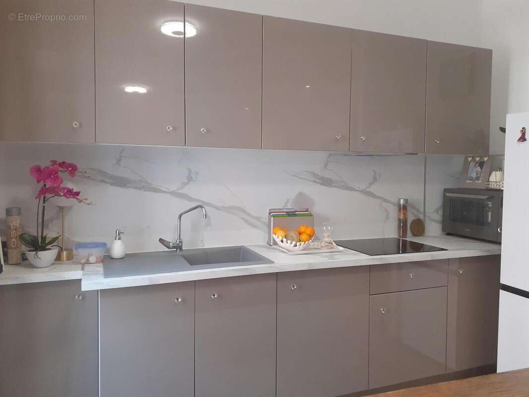   - Appartement à DRAGUIGNAN