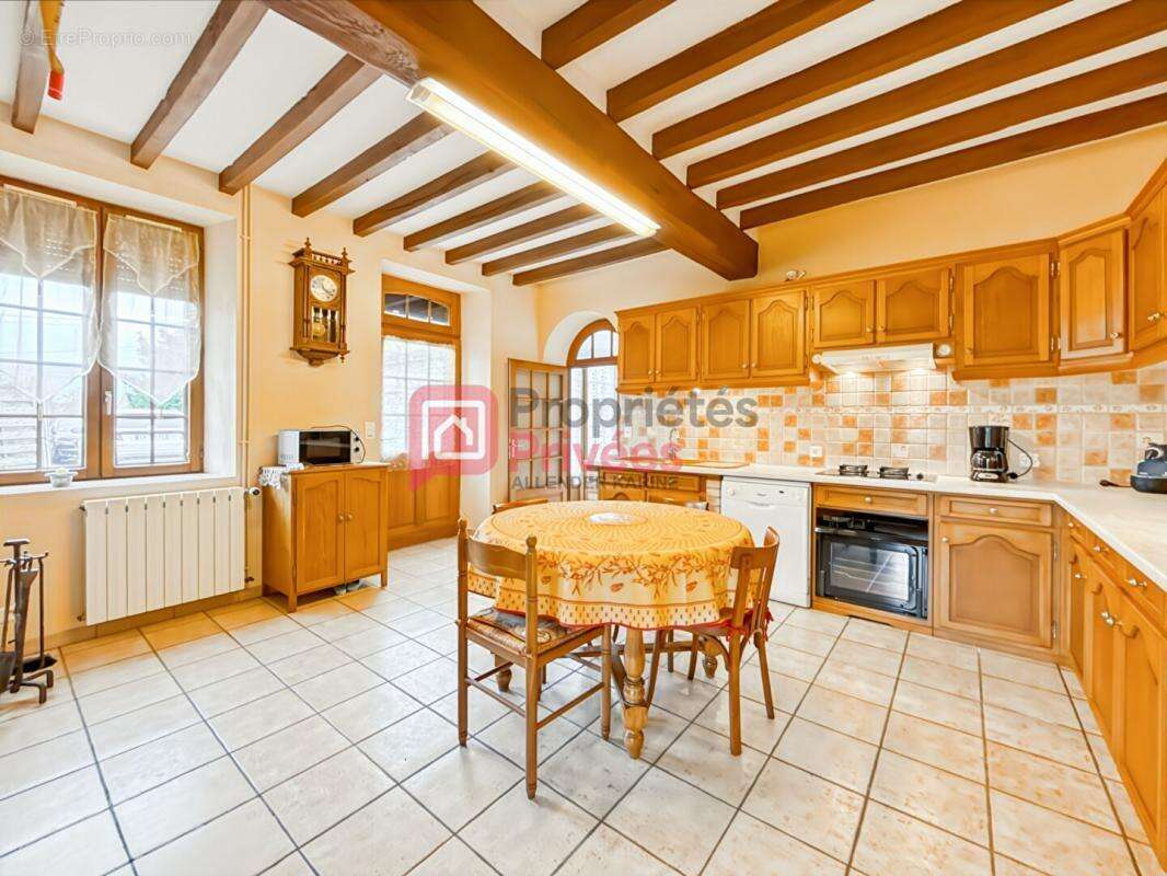 Maison à NEUVY-SAUTOUR