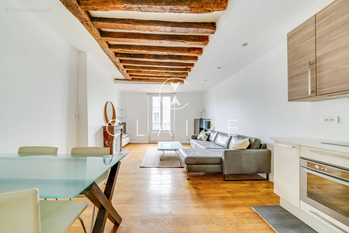Appartement à PARIS-4E