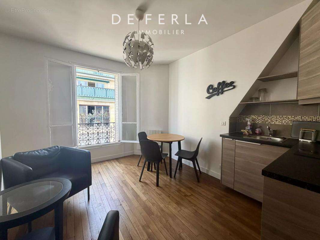 Appartement à PARIS-15E