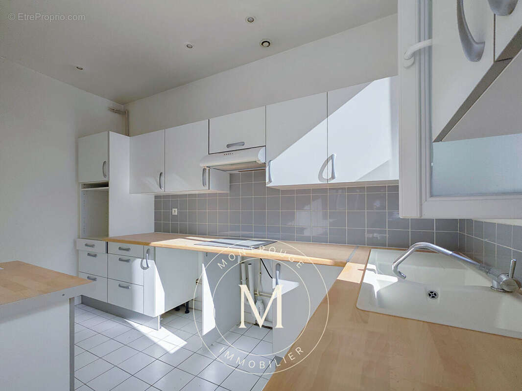 Appartement à MONTROUGE