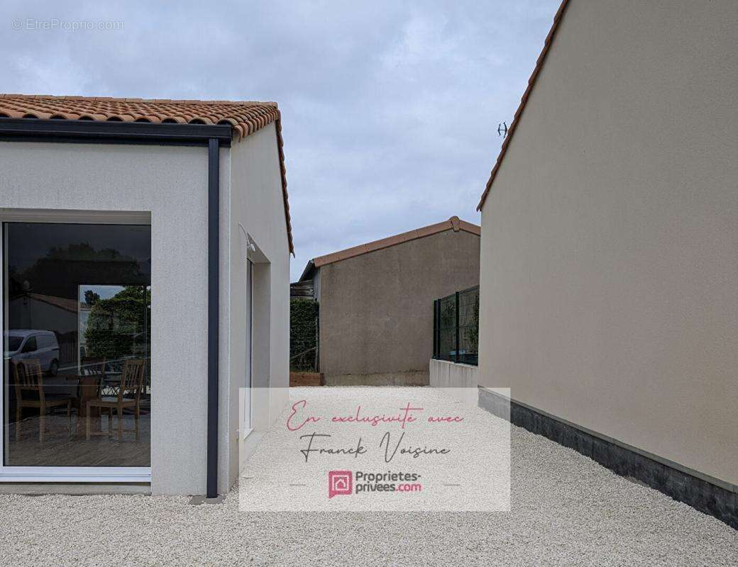 A VENDRE en Exclusivité à Saint Mars la Réorthe, Maison de 88 m2 env avec 3 chambres sur une parcelle de 314 m2 env - photo 9
