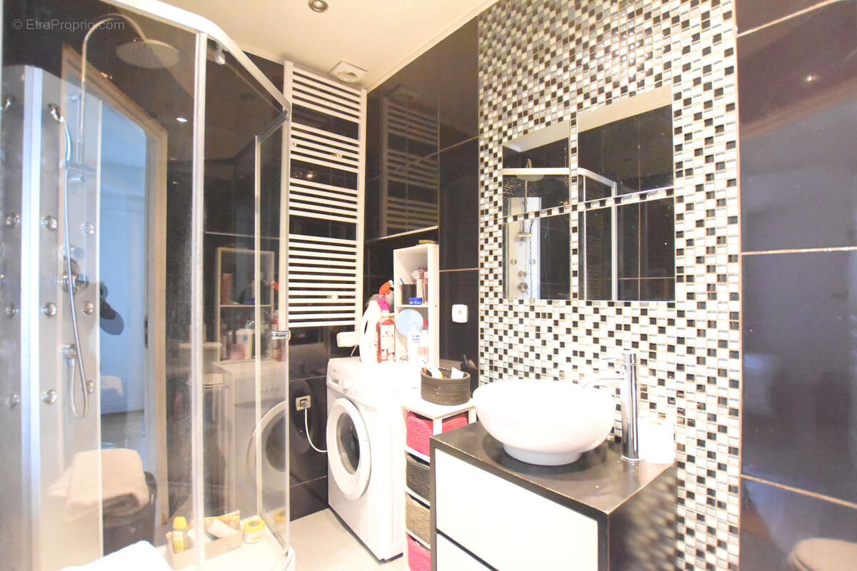 Appartement à LES ESSARTS-LE-ROI