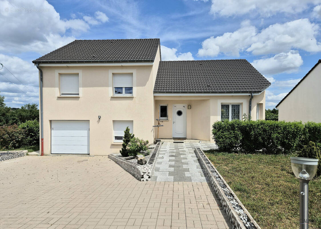 Maison à MOINEVILLE