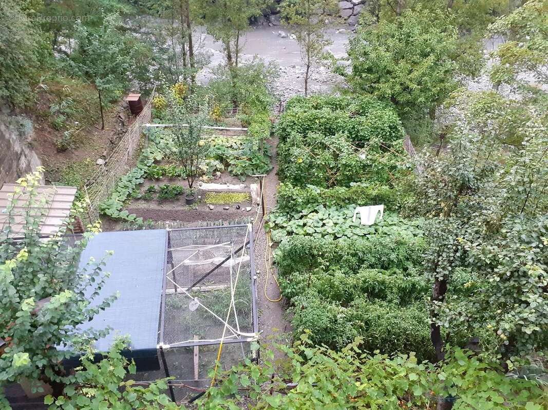 Appartement à GUILLAUMES