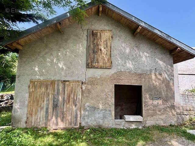 Appartement à AIX-LES-BAINS