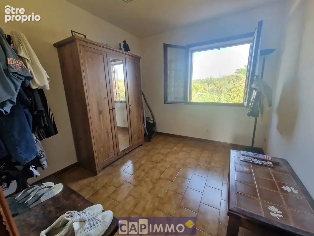 Maison divisée en deux appartements - photo 10