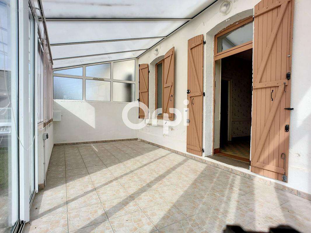 Maison à NERIS-LES-BAINS