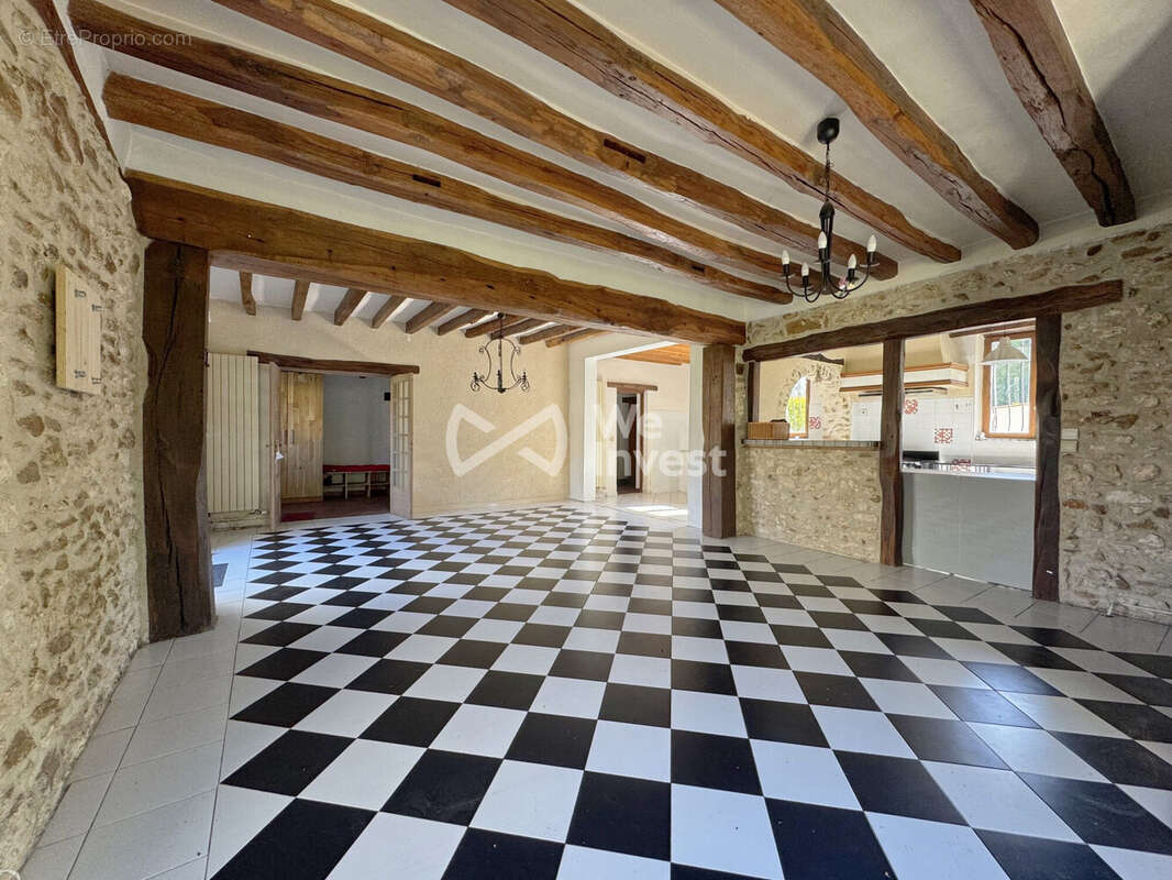 Maison à ROZAY-EN-BRIE