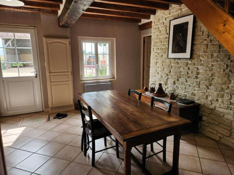 Maison à DIGNY