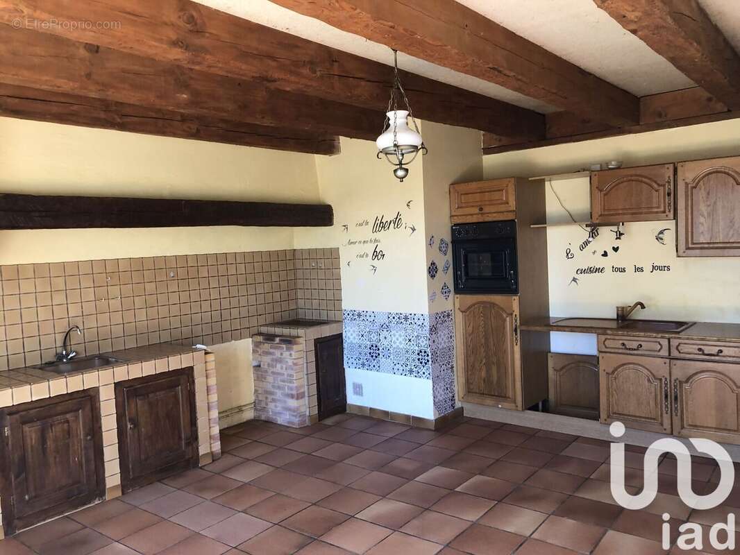Maison 135 m² à Moustier-Ventadour  - photo 7