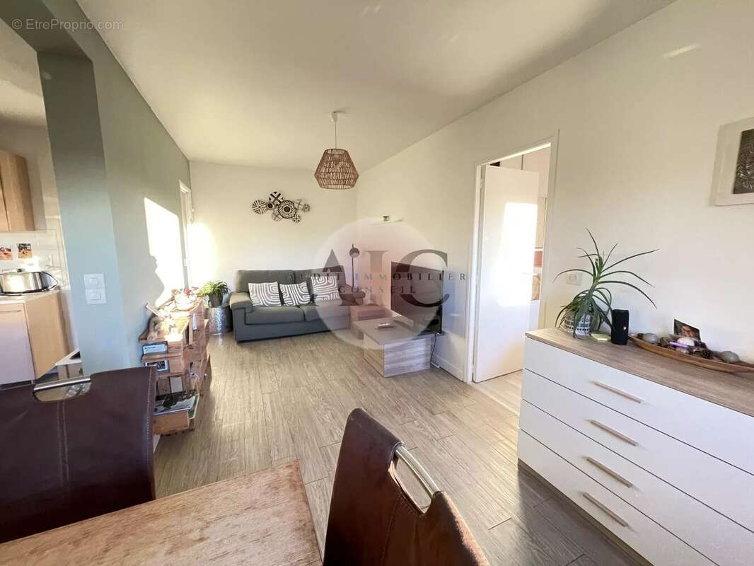 Appartement à CALLIAN