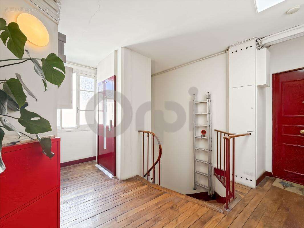 Appartement à PARIS-20E