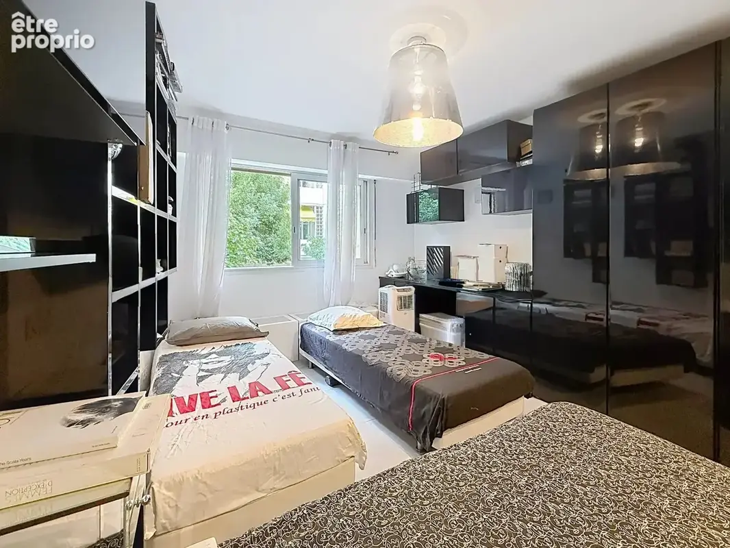 Nice Carré d'Or – Appartement Traversant 4 Pièces, Profession Libérale et Location Saisonnière Autorisées - photo 2