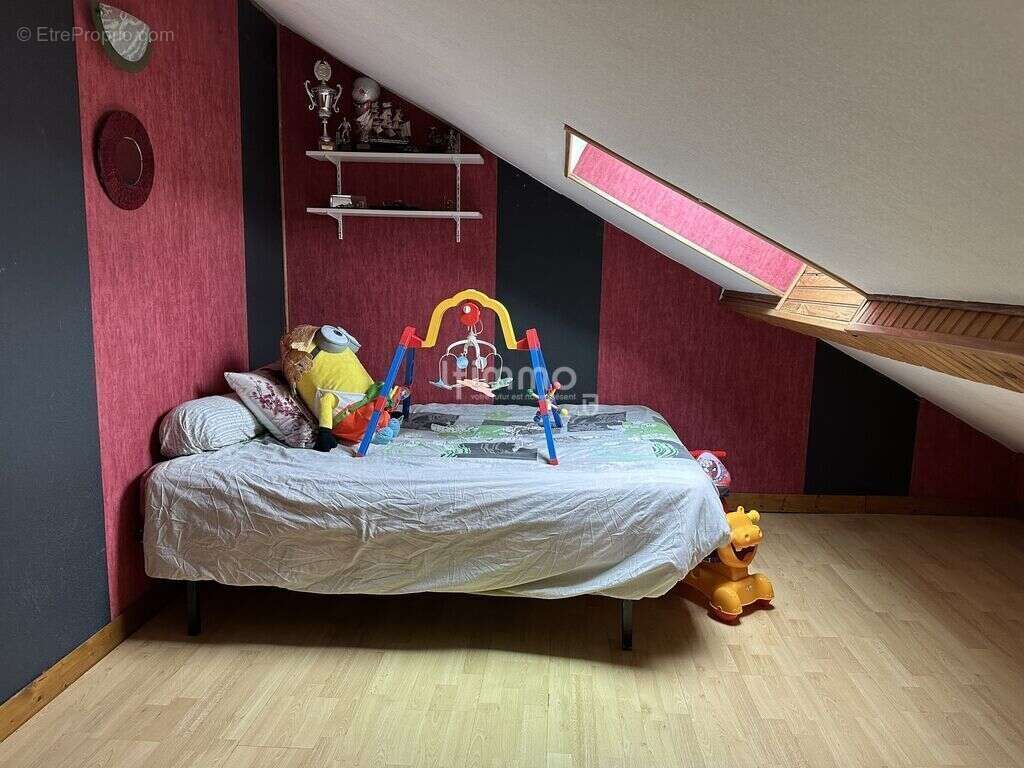 Maison à SAINT-CLAIR-DE-HALOUZE