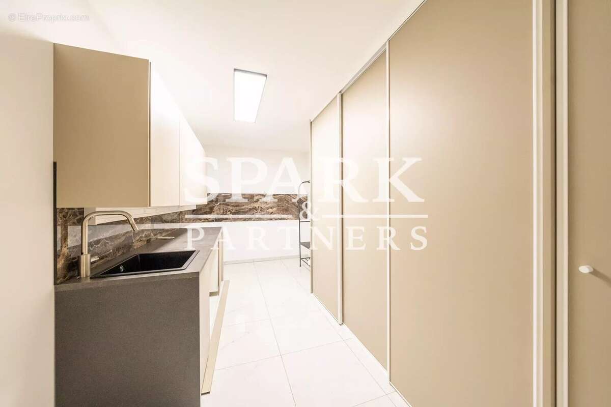 Appartement à ROQUEBRUNE-CAP-MARTIN