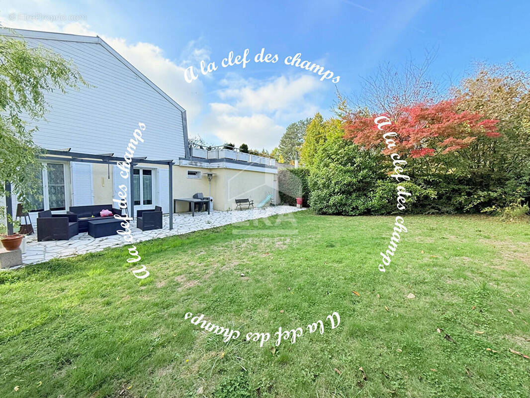 Maison à GIF-SUR-YVETTE